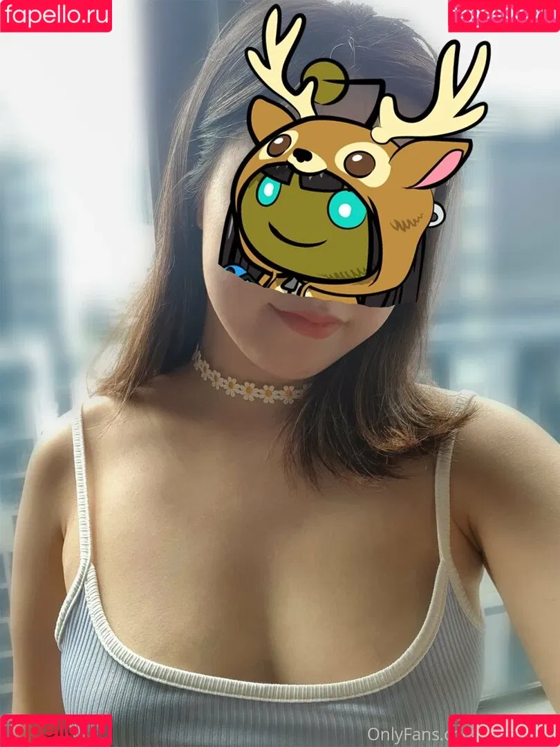 Yumi Kiwi Onlyfans Photo Gallery 