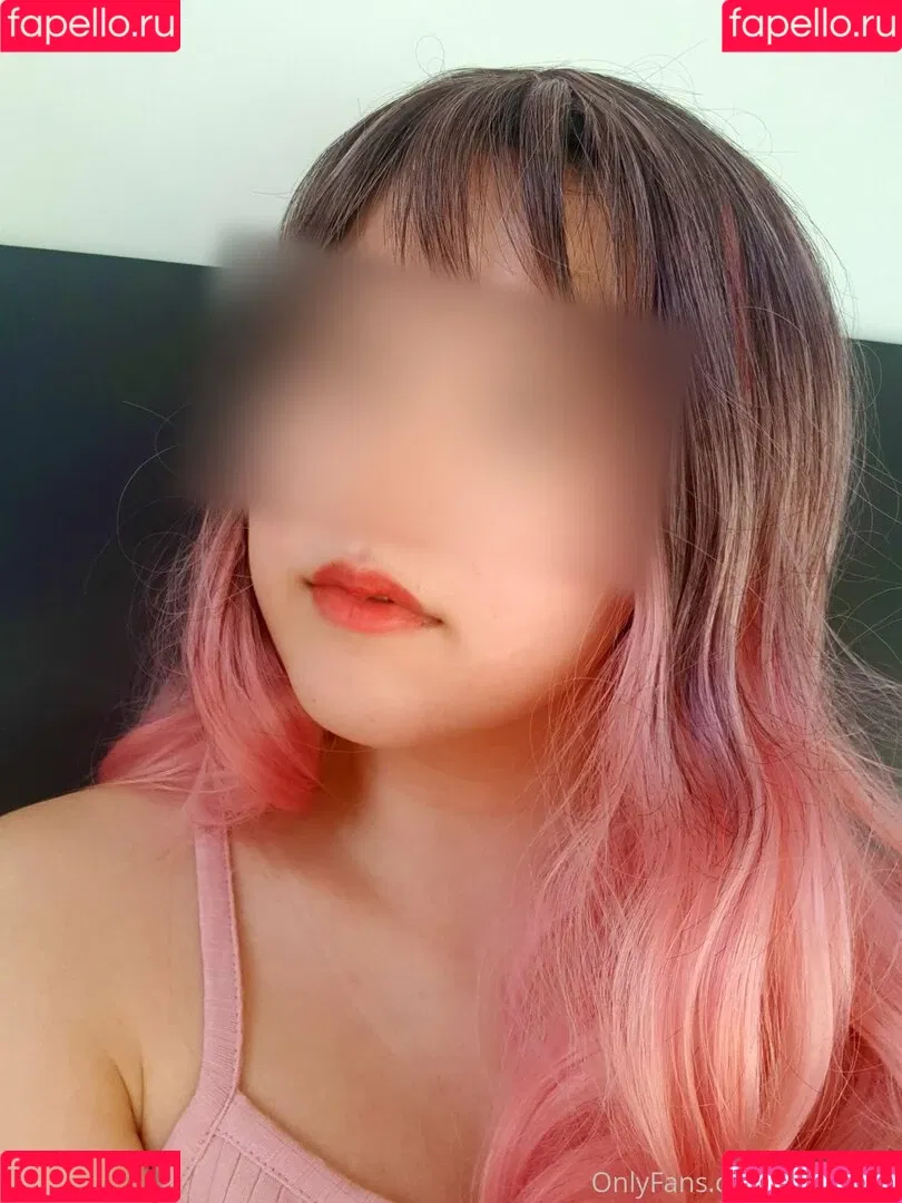 Yumi Kiwi Onlyfans Photo Gallery 