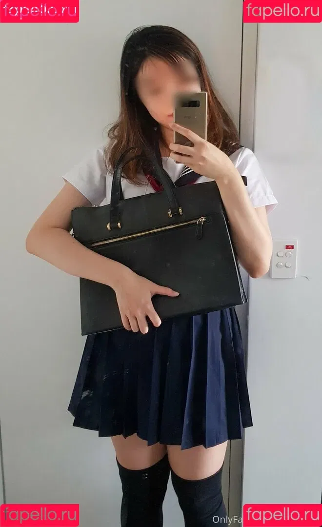 Yumi Kiwi Onlyfans Photo Gallery 