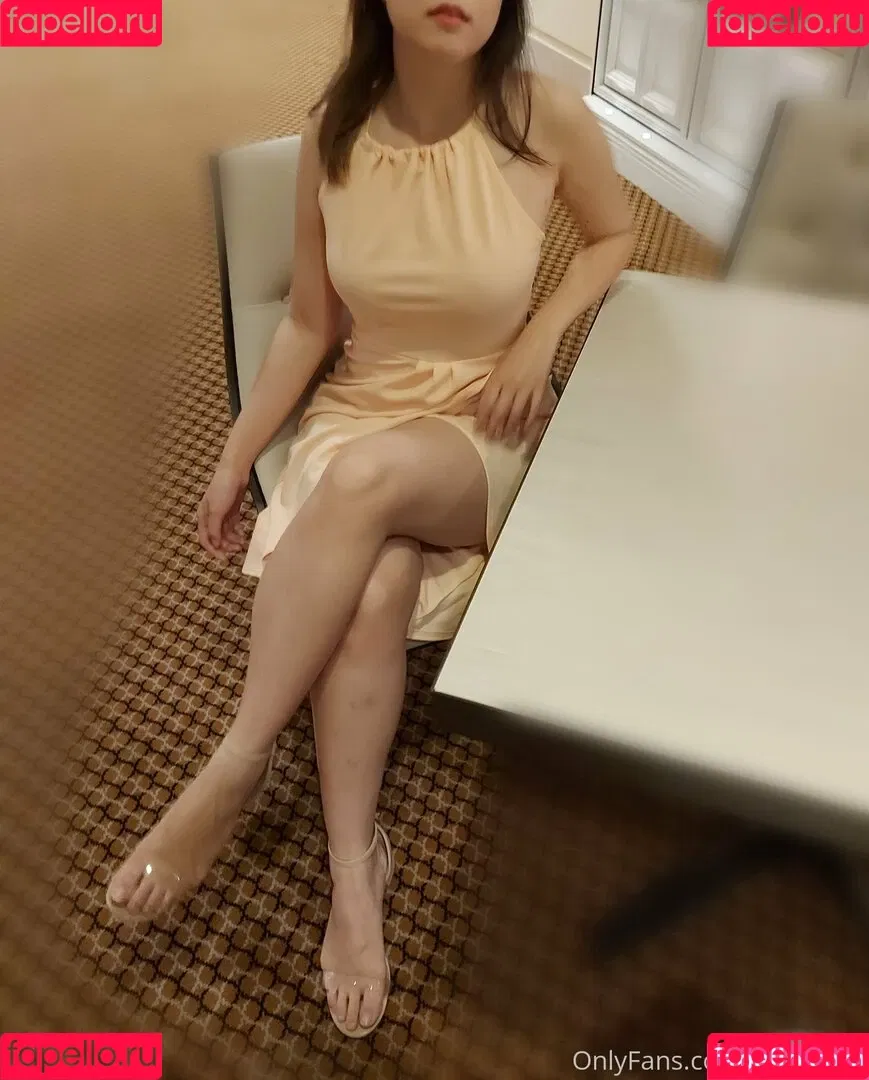 Yumi Kiwi Onlyfans Photo Gallery 