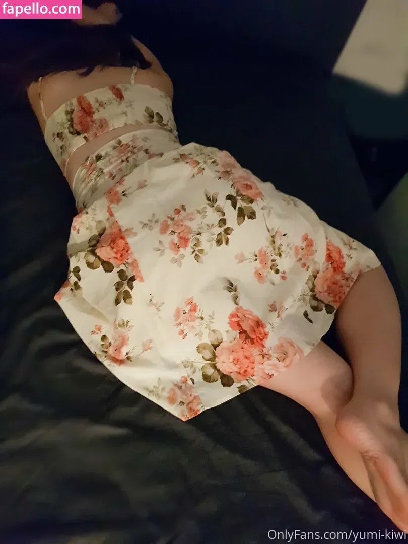 Yumi Kiwi Onlyfans Photo Gallery 