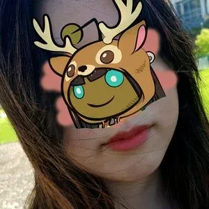 Yumi Kiwi Onlyfans Photo Gallery 