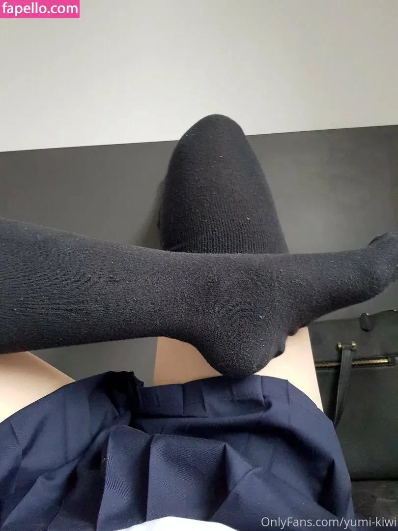 Yumi Kiwi Onlyfans Photo Gallery 