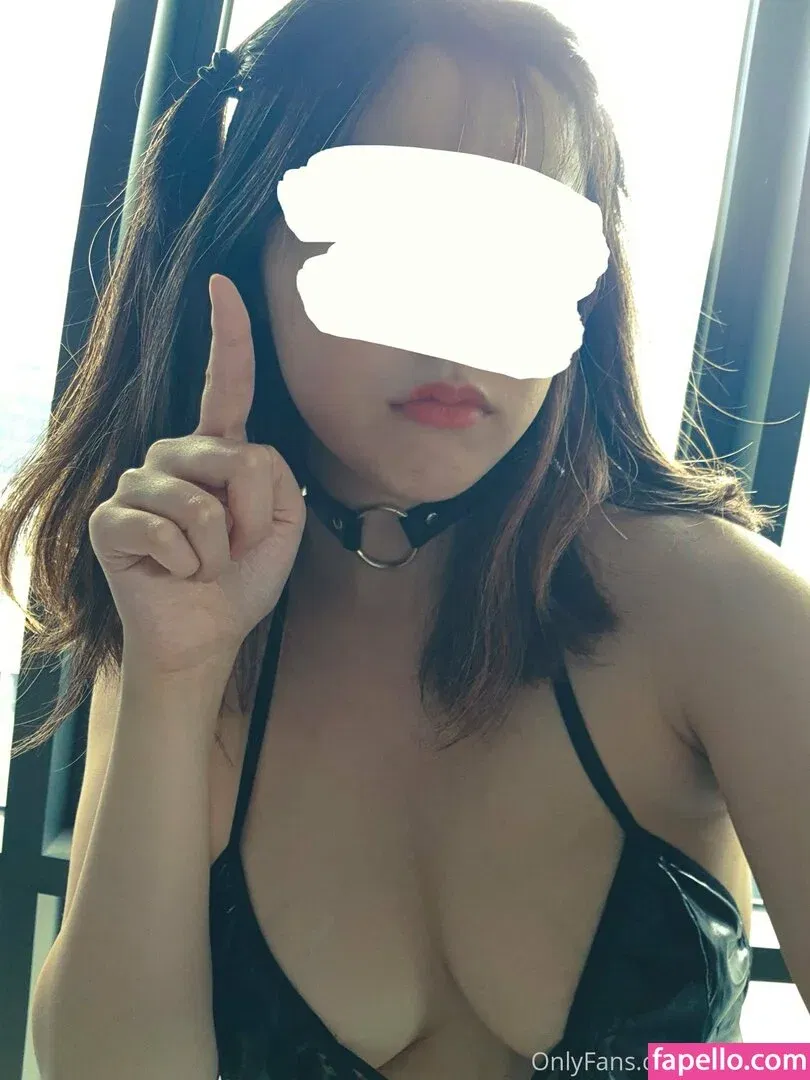 Yumi Kiwi Onlyfans Photo Gallery 
