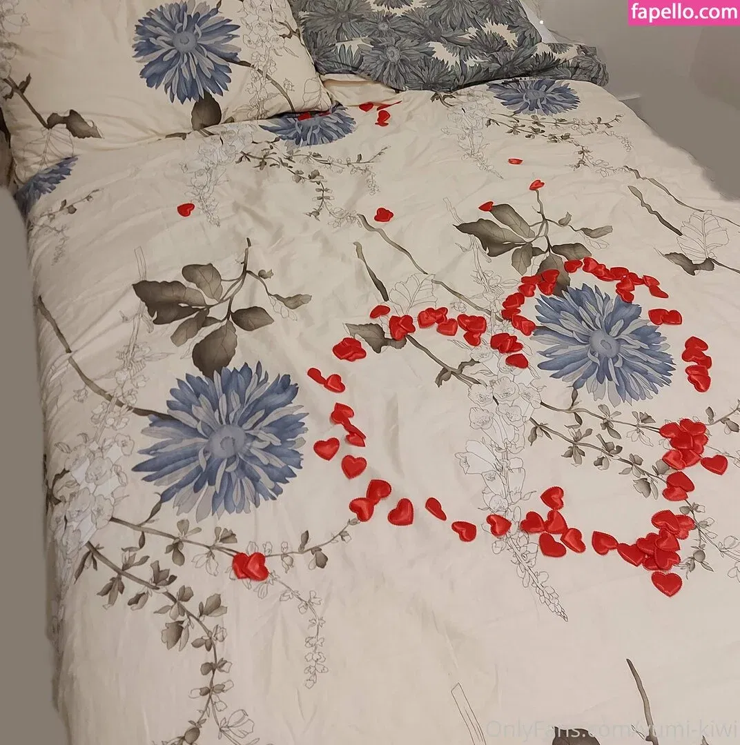 Yumi Kiwi Onlyfans Photo Gallery 