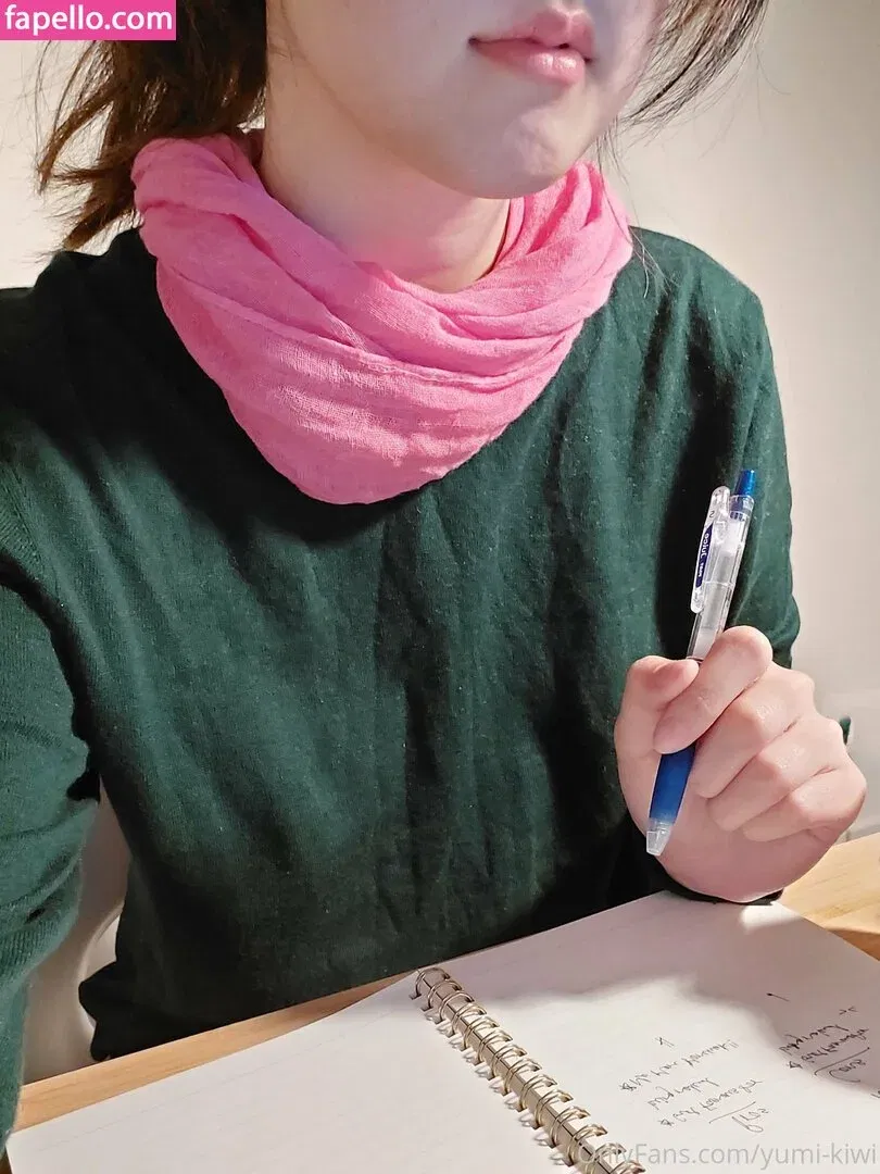 Yumi Kiwi Onlyfans Photo Gallery 