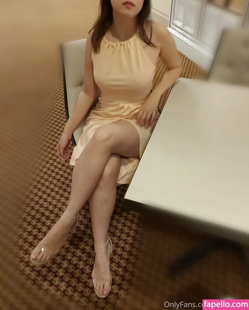 Yumi Kiwi Onlyfans Photo Gallery 