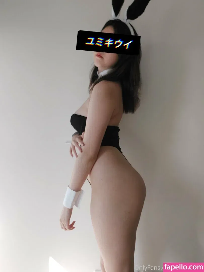 Yumi Kiwi Onlyfans Photo Gallery 