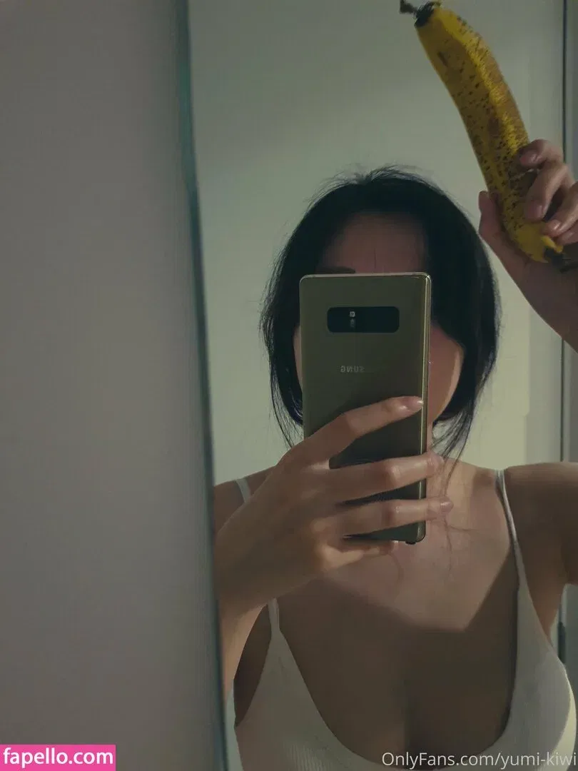 Yumi Kiwi Onlyfans Photo Gallery 