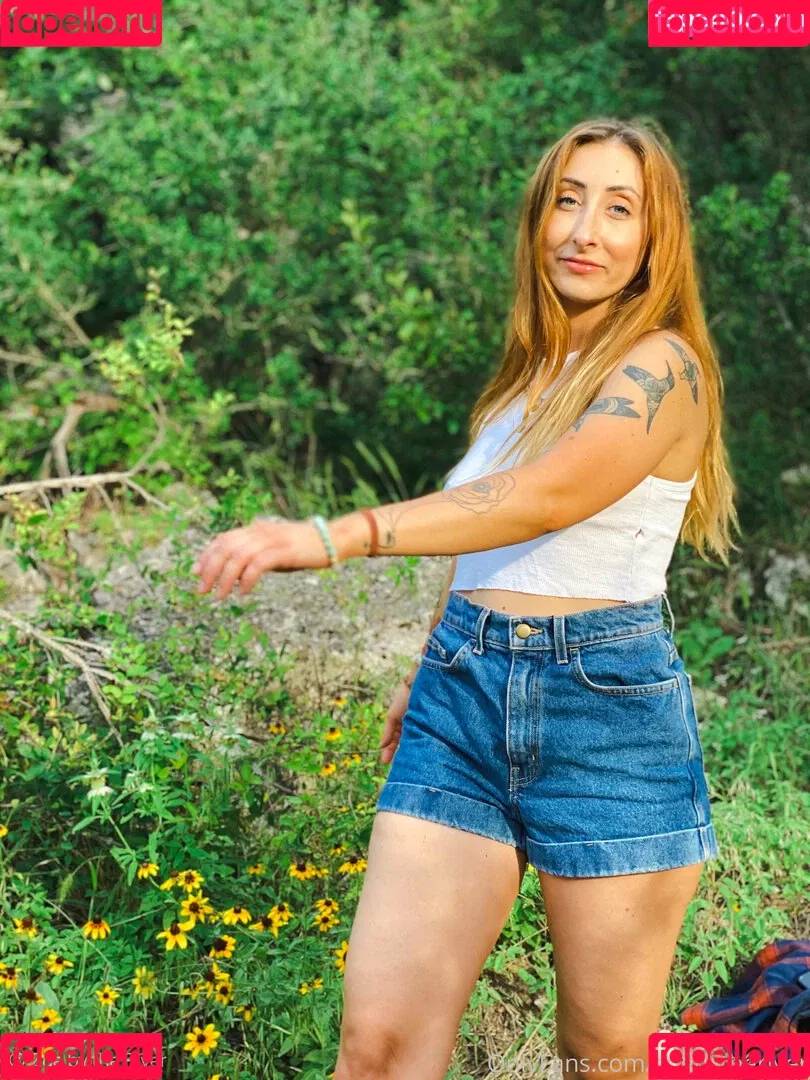 zoebytheriverfree Onlyfans Photo Gallery 