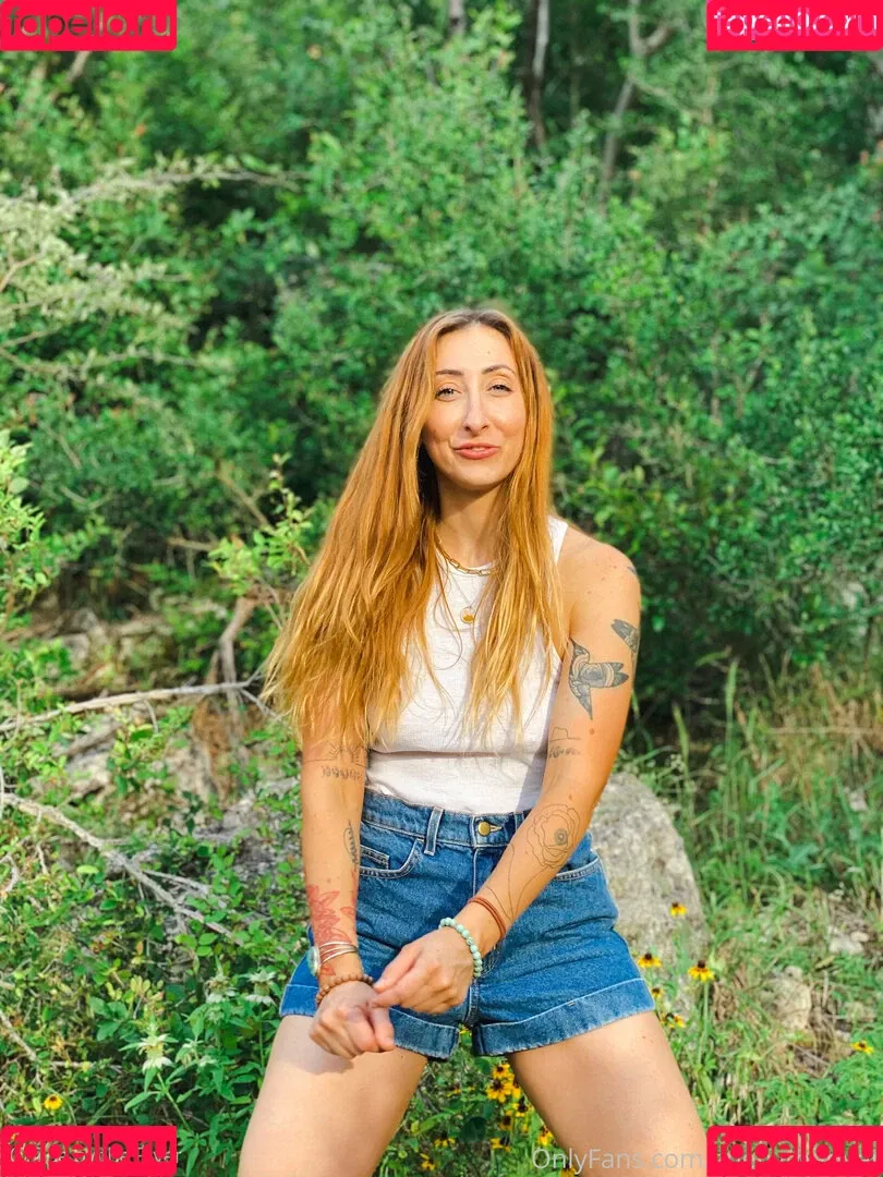 zoebytheriverfree Onlyfans Photo Gallery 