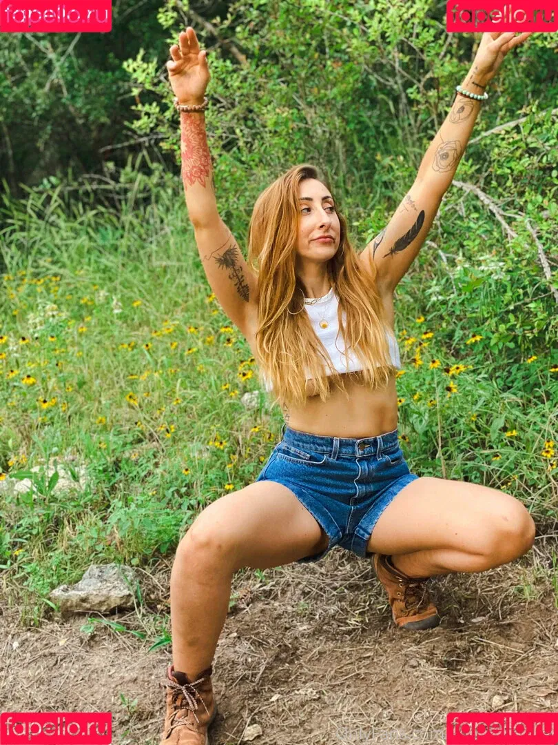 zoebytheriverfree Onlyfans Photo Gallery 