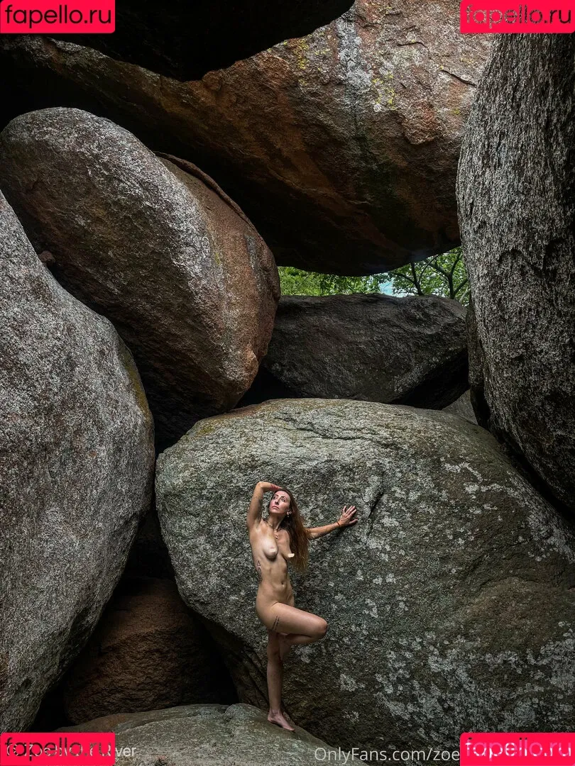 zoebytheriverfree Onlyfans Photo Gallery 