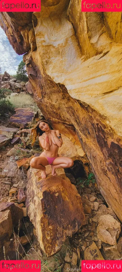 zoebytheriverfree Onlyfans Photo Gallery 