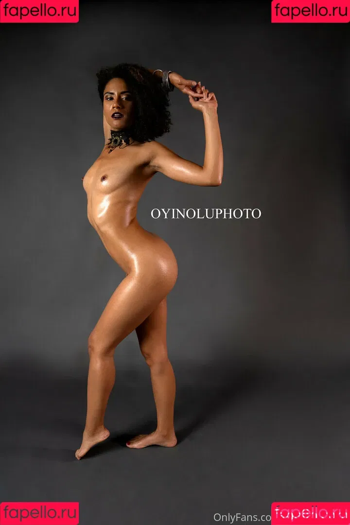 oyinoluphoto Onlyfans Photo Gallery 