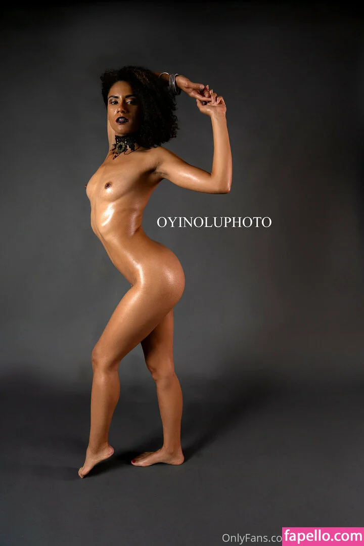 oyinoluphoto Onlyfans Photo Gallery 