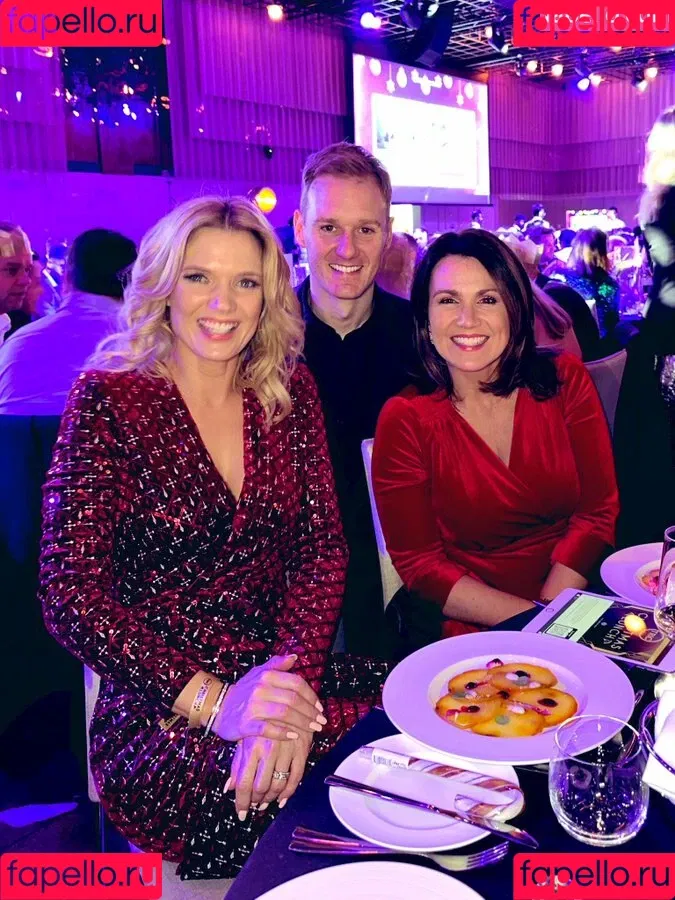 Charlotte Hawkins Onlyfans Photo Gallery 