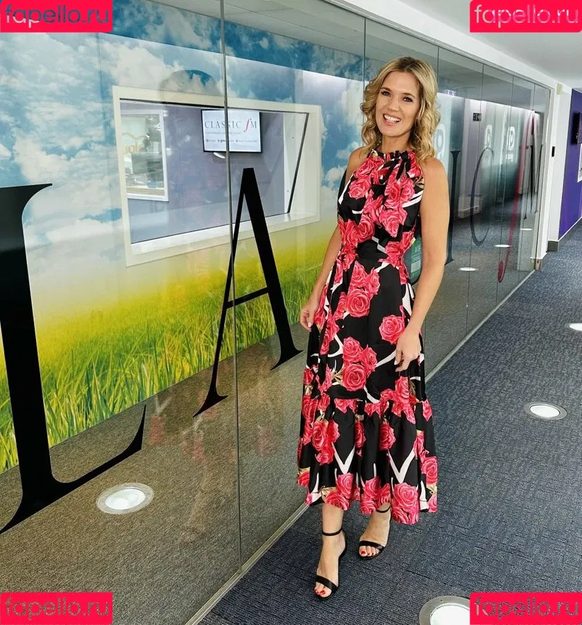 Charlotte Hawkins Onlyfans Photo Gallery 