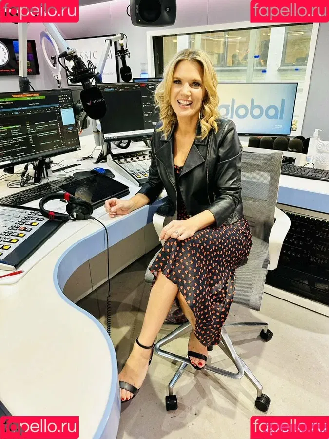 Charlotte Hawkins Onlyfans Photo Gallery 