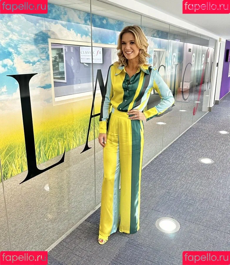 Charlotte Hawkins Onlyfans Photo Gallery 