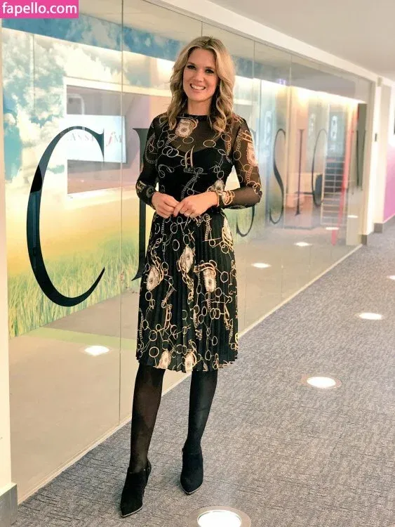 Charlotte Hawkins Onlyfans Photo Gallery 