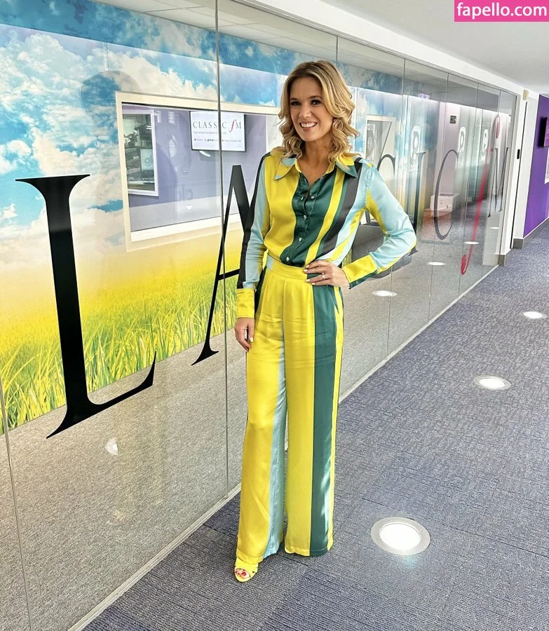 Charlotte Hawkins Onlyfans Photo Gallery 