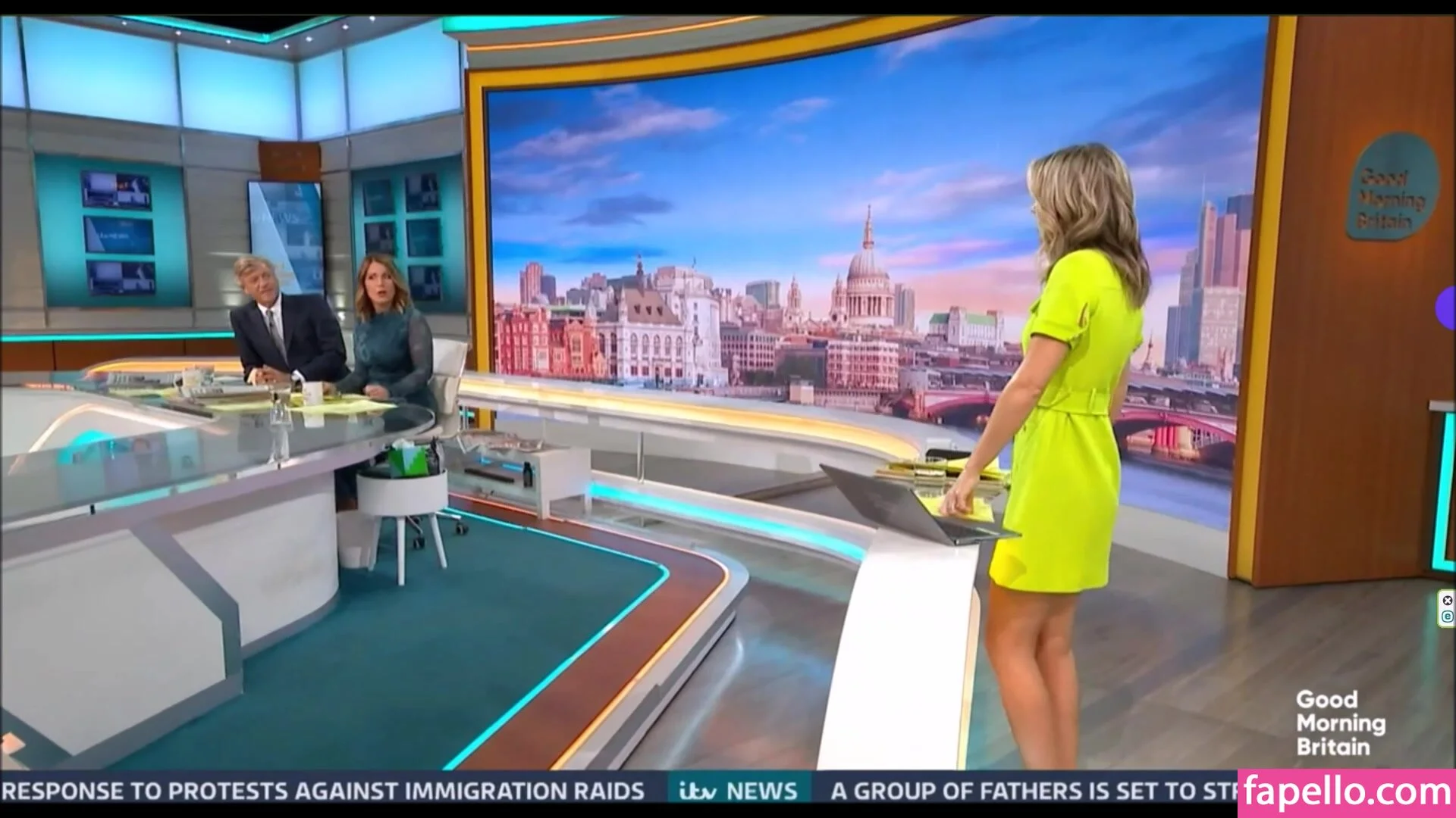 Charlotte Hawkins Onlyfans Photo Gallery 