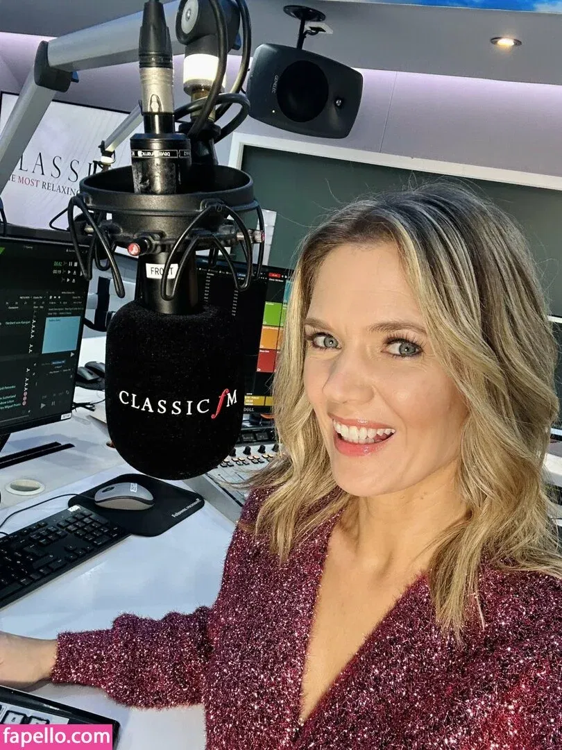 Charlotte Hawkins Onlyfans Photo Gallery 