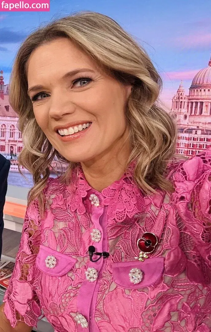 Charlotte Hawkins Onlyfans Photo Gallery 