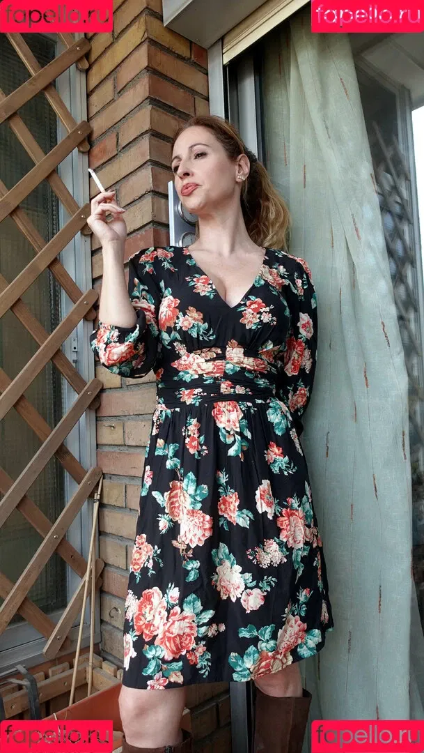 ladyfetish23 Onlyfans Photo Gallery 