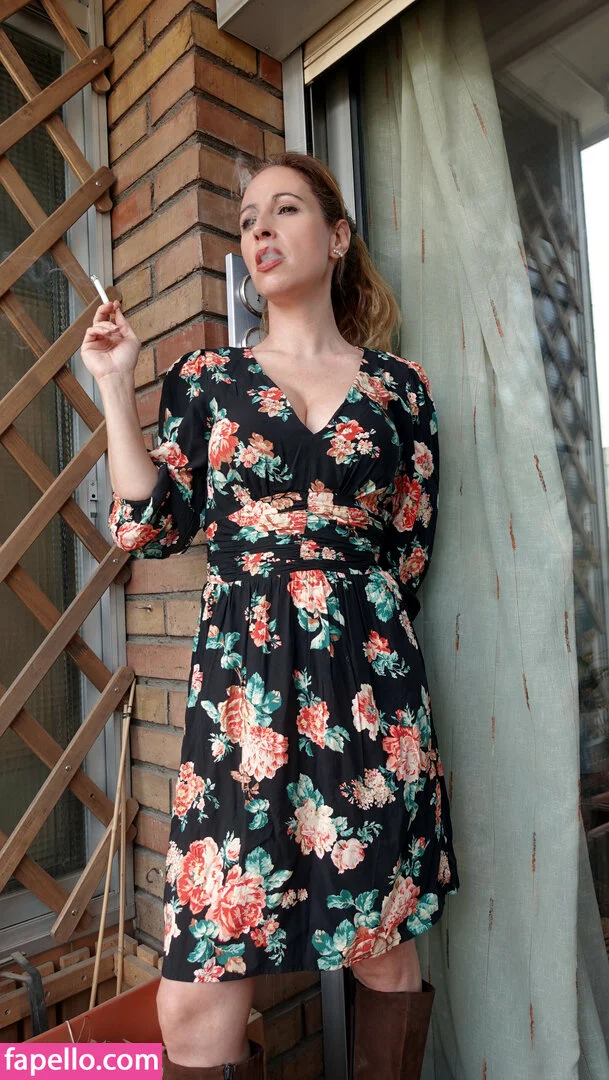 ladyfetish23 Onlyfans Photo Gallery 