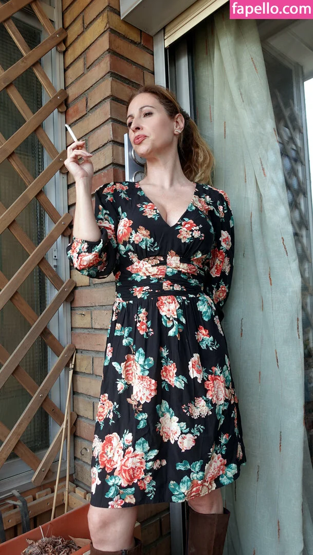 ladyfetish23 Onlyfans Photo Gallery 