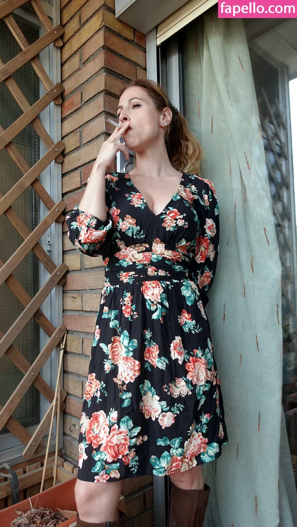 ladyfetish23 Onlyfans Photo Gallery 