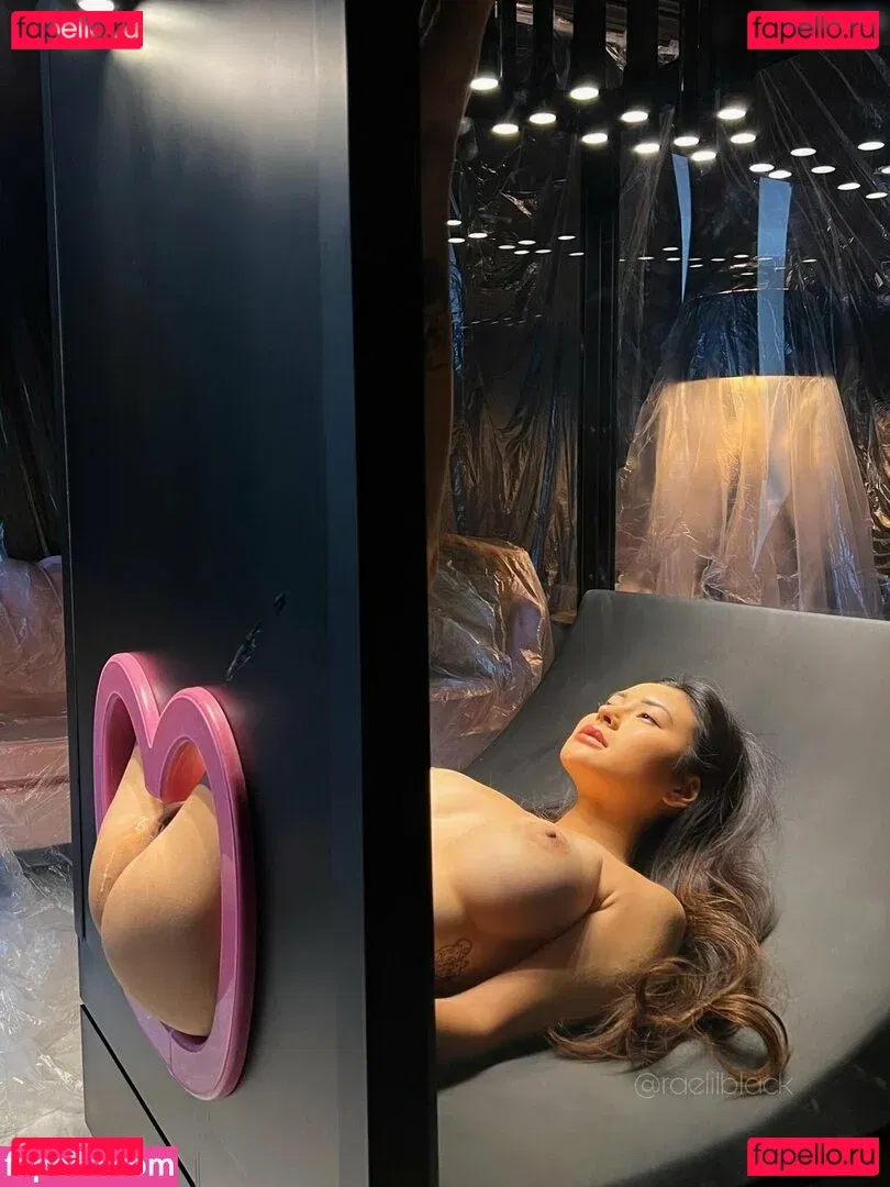 Rae Lil Black Onlyfans Photo Gallery 