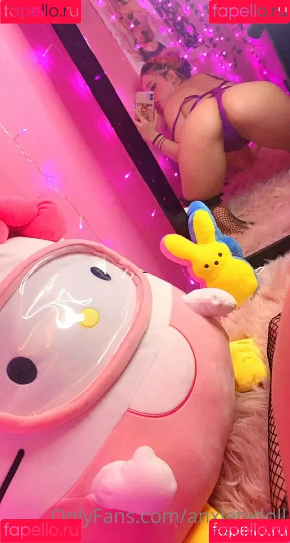 Anxiety Doll Onlyfans Photo Gallery 