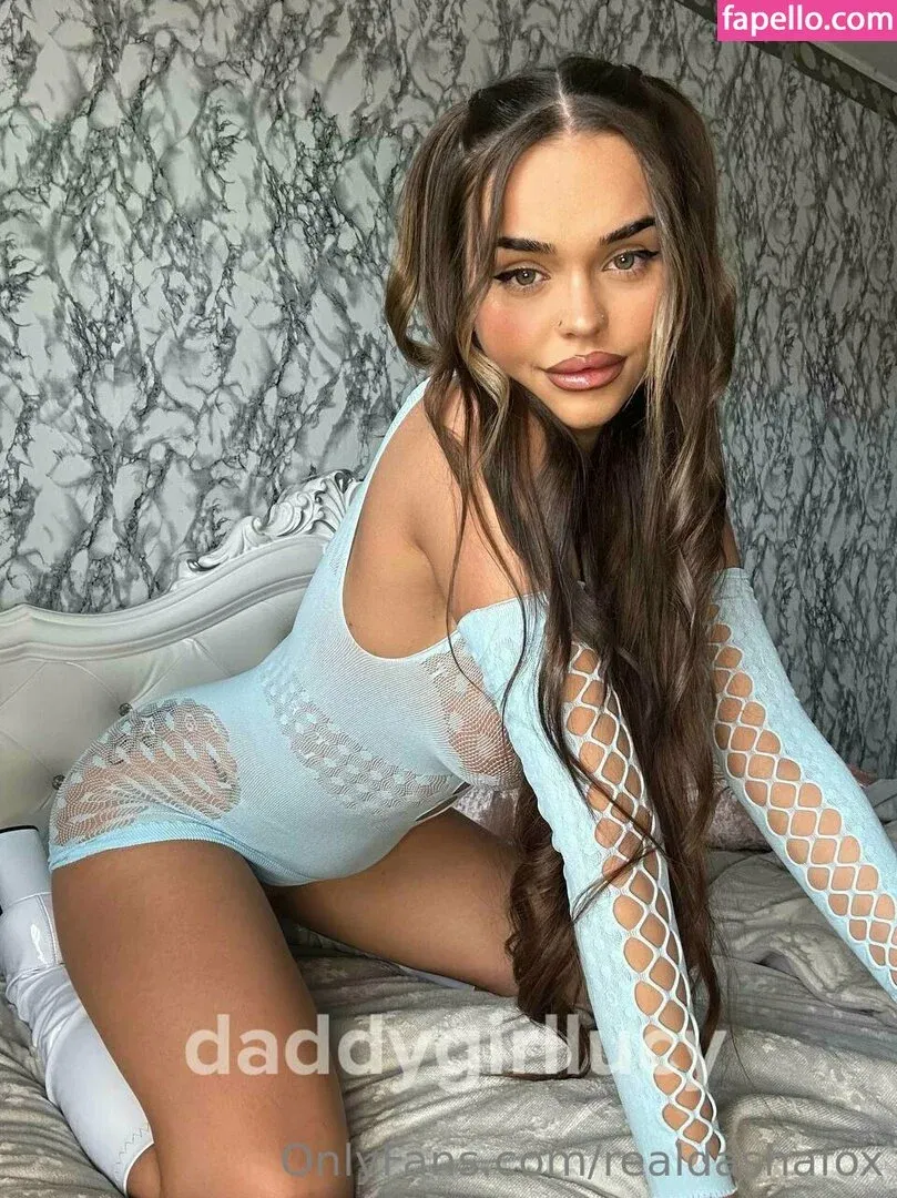 dasha_fox Onlyfans Photo Gallery 