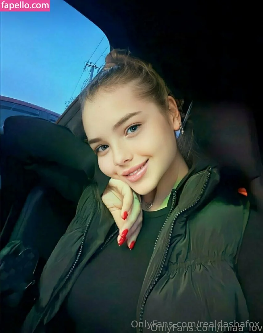 dasha_fox Onlyfans Photo Gallery 