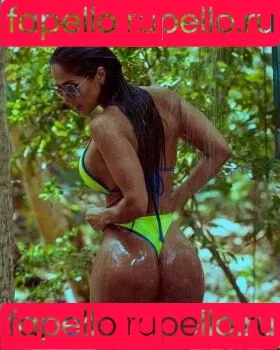 Tatiana Girardi Onlyfans Photo Gallery 