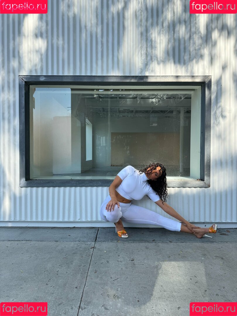 Itstaleen Onlyfans Photo Gallery 