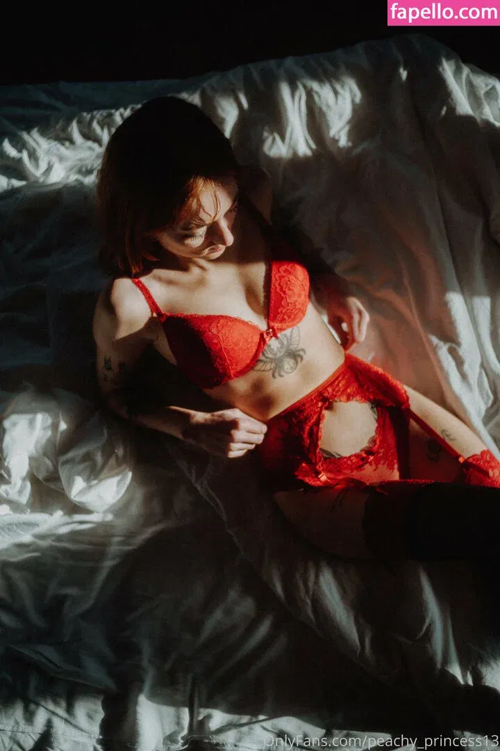 Naiadthenymph Onlyfans Photo Gallery 