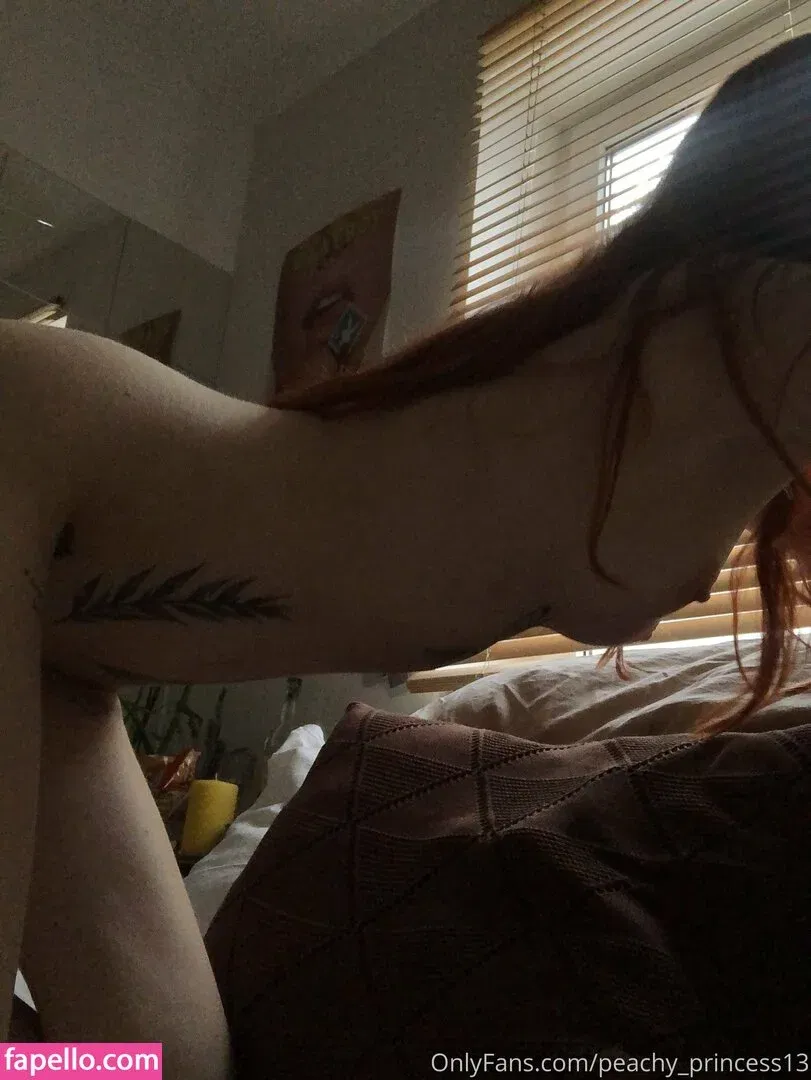 Naiadthenymph Onlyfans Photo Gallery 