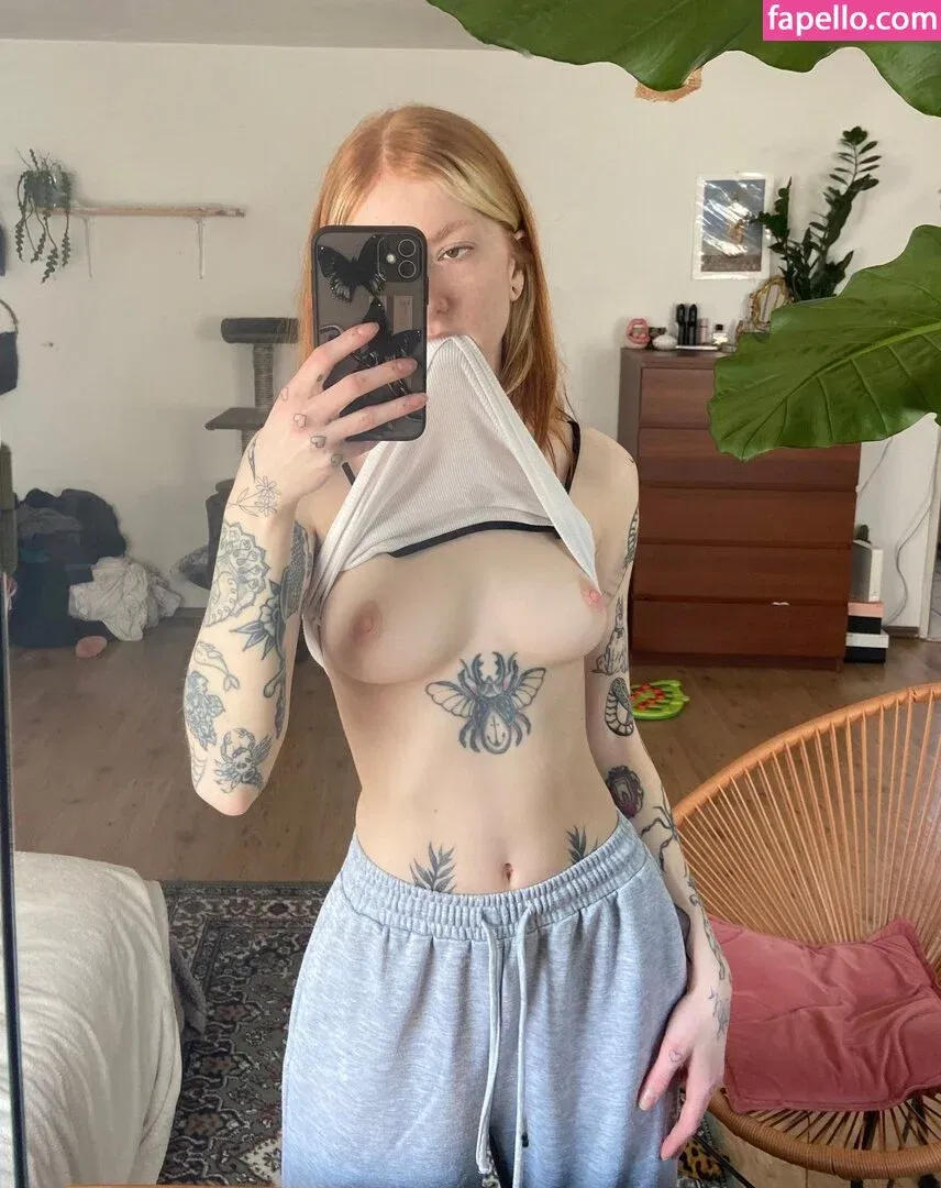 Naiadthenymph Onlyfans Photo Gallery 