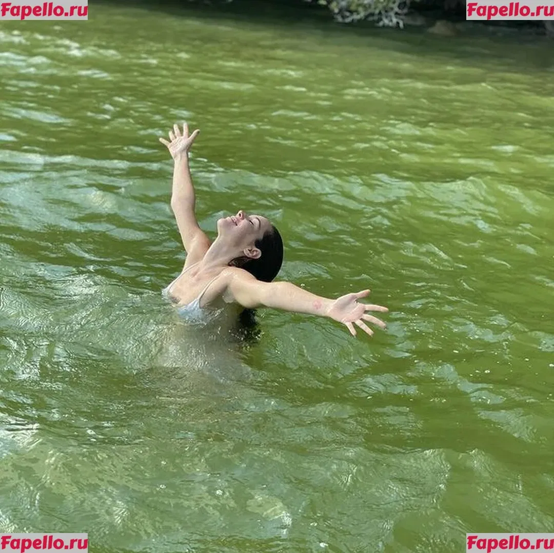Camila Sodi Onlyfans Photo Gallery 