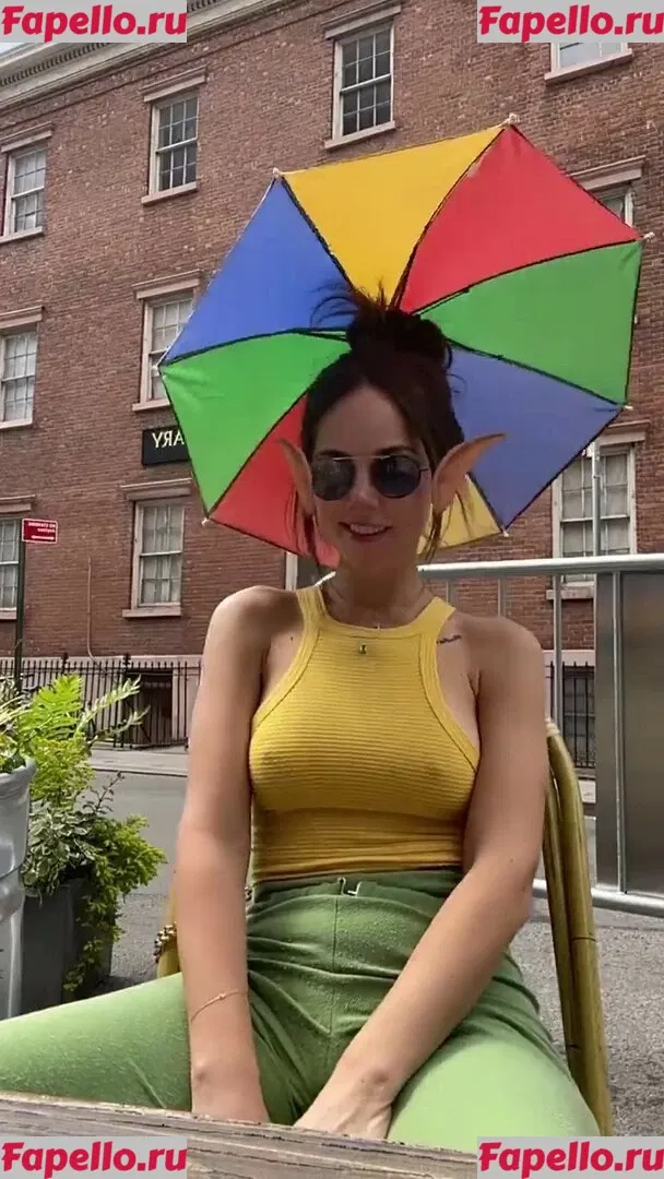 Camila Sodi Onlyfans Photo Gallery 