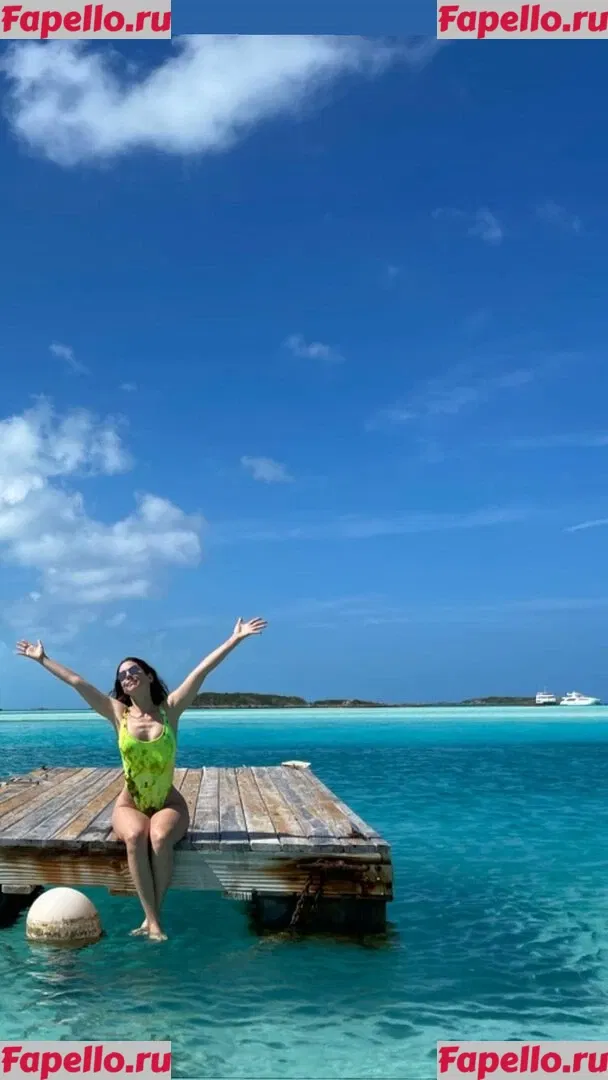 Camila Sodi Onlyfans Photo Gallery 