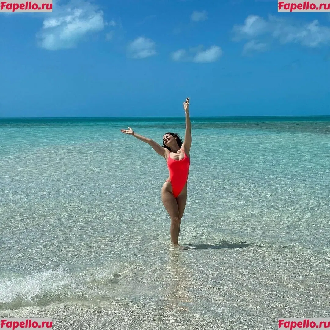 Camila Sodi Onlyfans Photo Gallery 