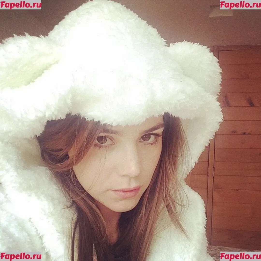 Camila Sodi Onlyfans Photo Gallery 
