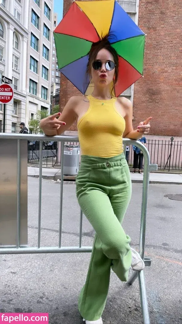 Camila Sodi Onlyfans Photo Gallery 