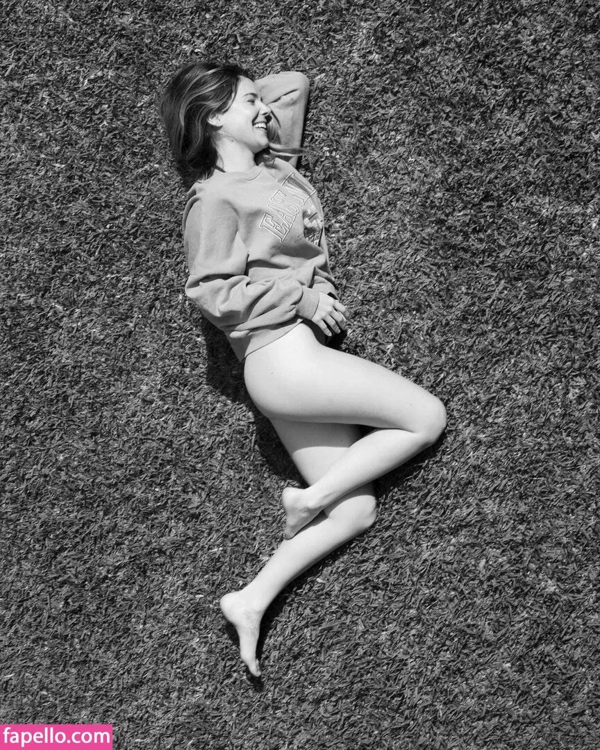 Camila Sodi Onlyfans Photo Gallery 