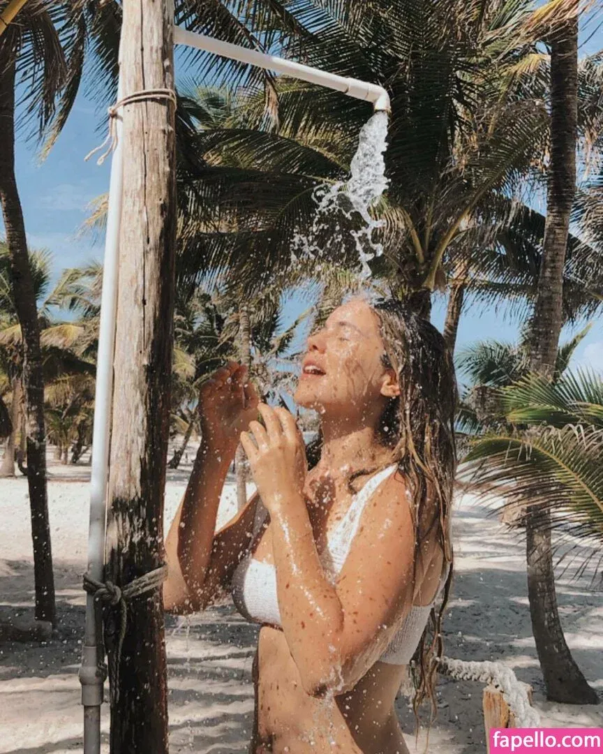 Camila Sodi Onlyfans Photo Gallery 